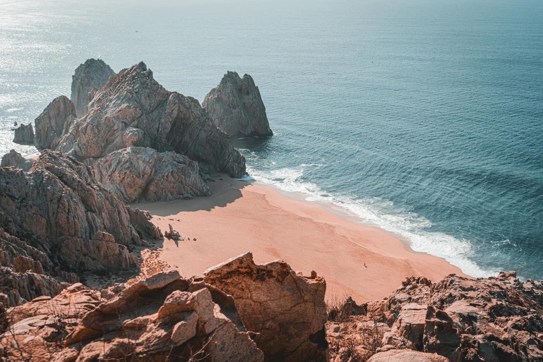 Rocky Pacific coastline in Los Cabos — Virestia asset protection